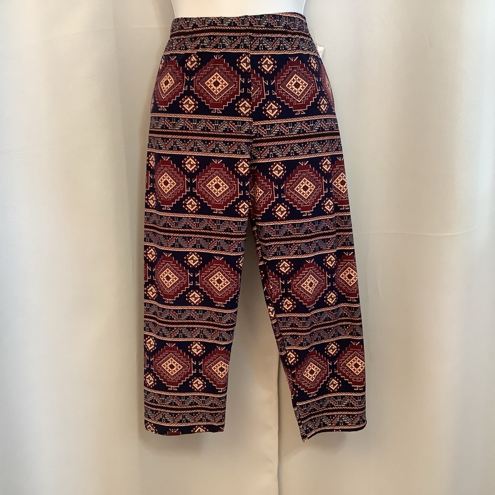 Leggings Capris Cropped Women’s Size 2-10 Harmony Pattern
